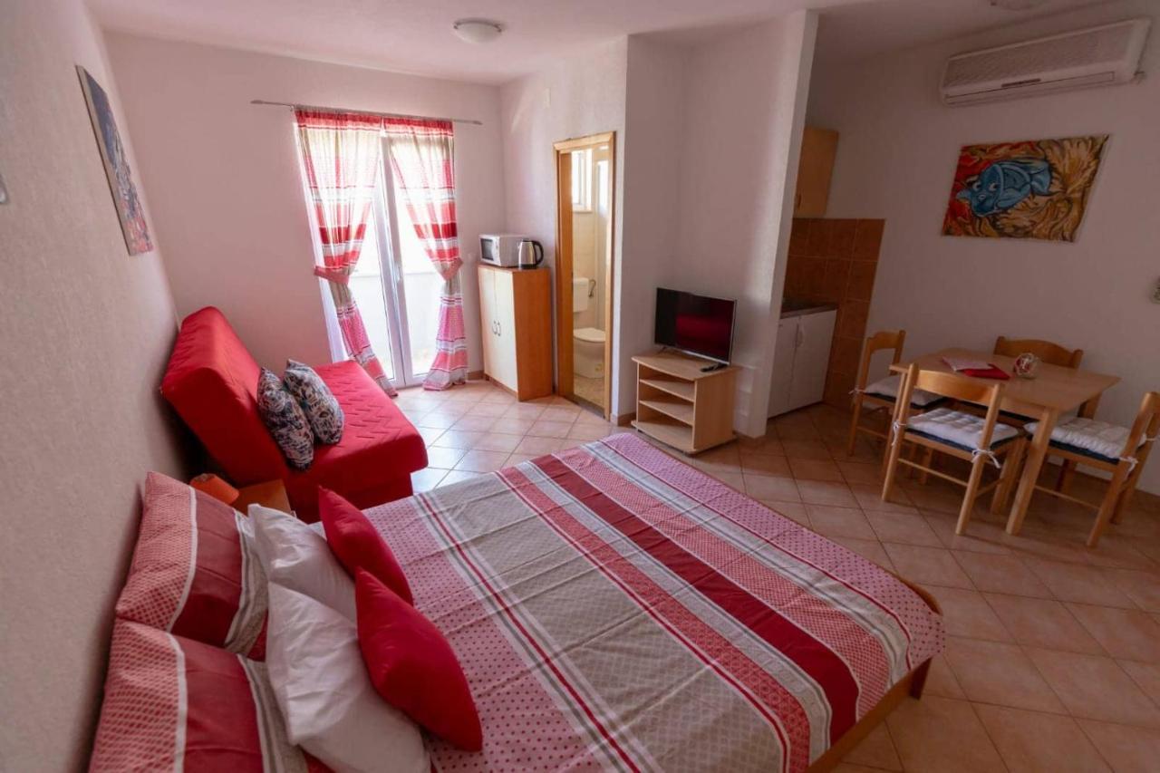 טוצפי Apartments Elena מראה חיצוני תמונה