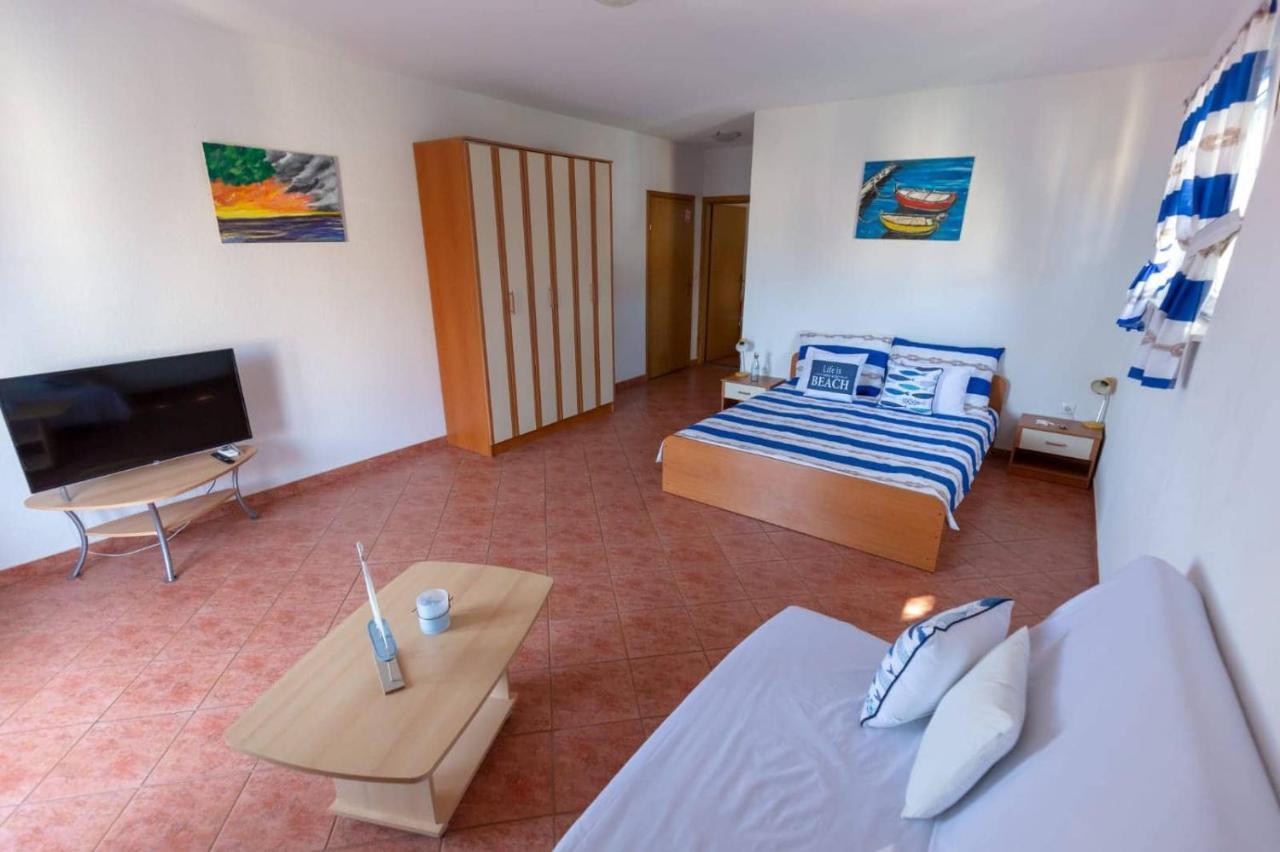 טוצפי Apartments Elena מראה חיצוני תמונה
