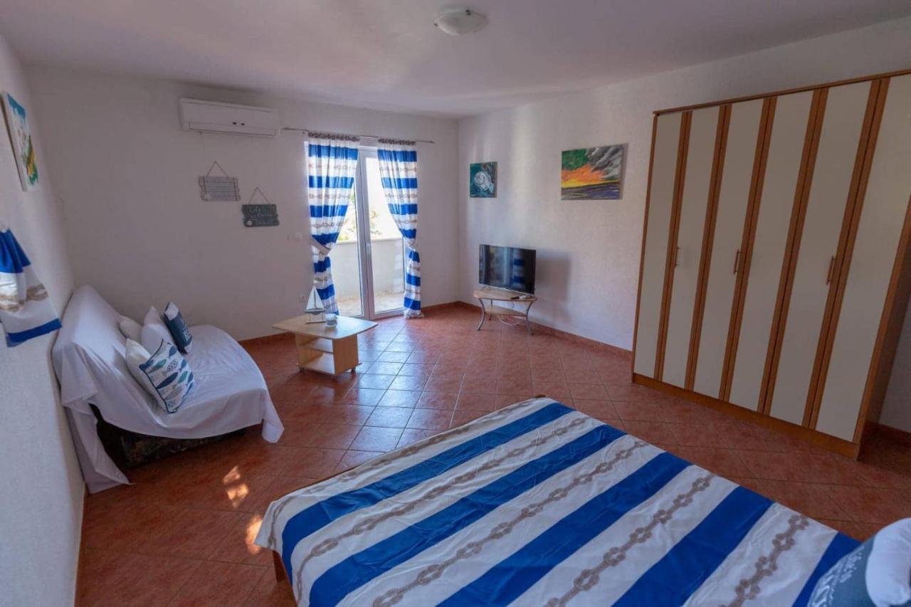 טוצפי Apartments Elena מראה חיצוני תמונה