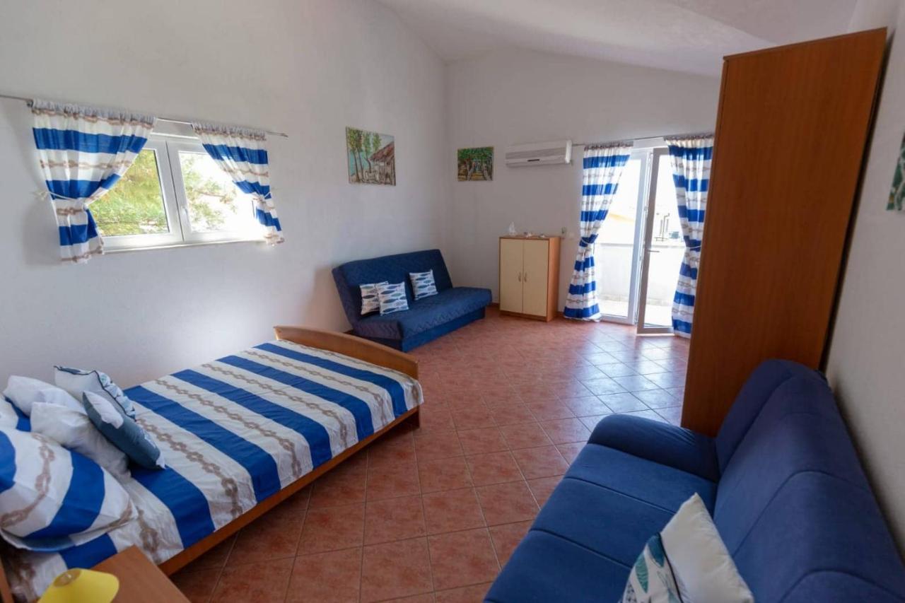 טוצפי Apartments Elena מראה חיצוני תמונה
