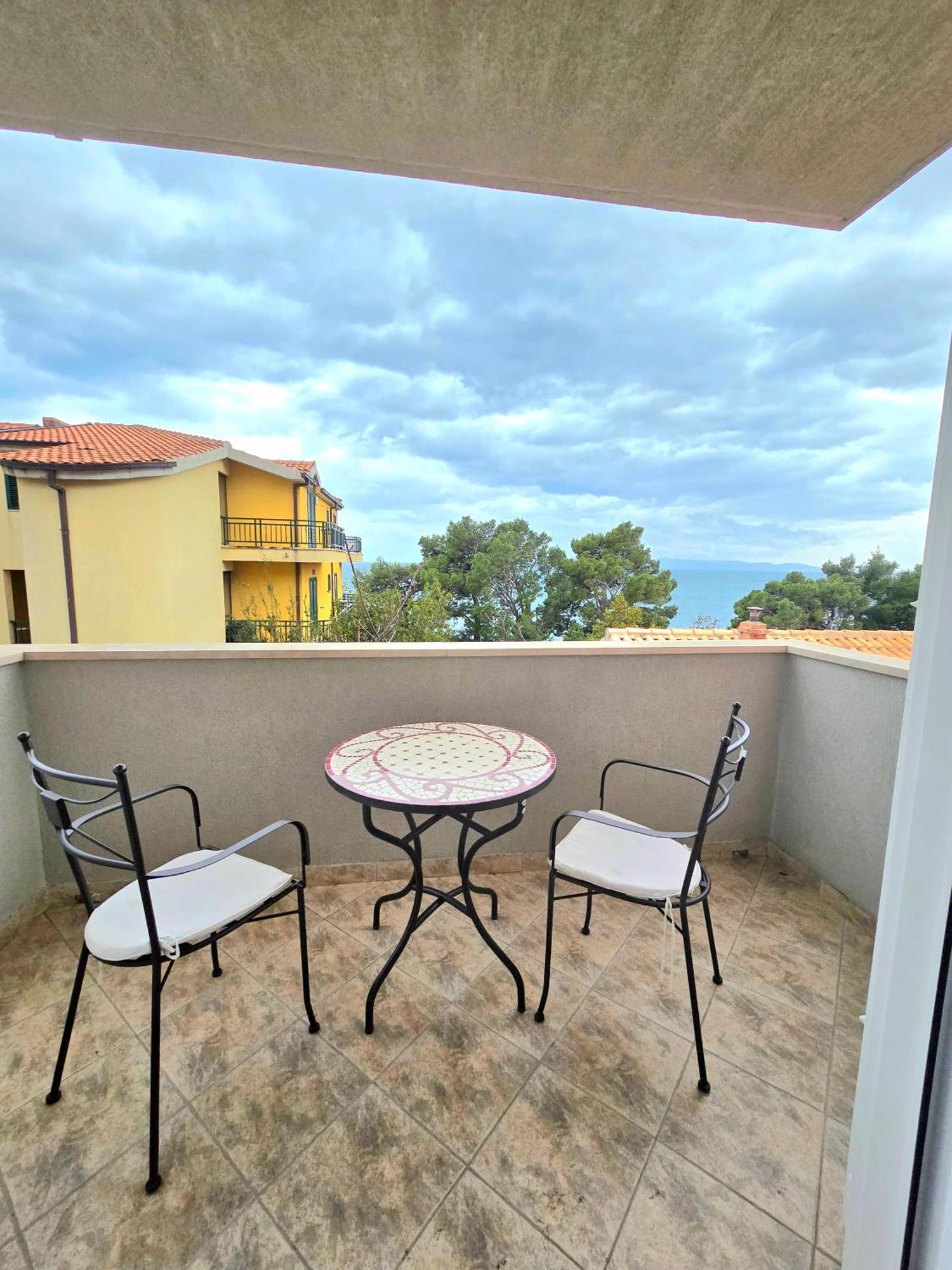 טוצפי Apartments Elena מראה חיצוני תמונה